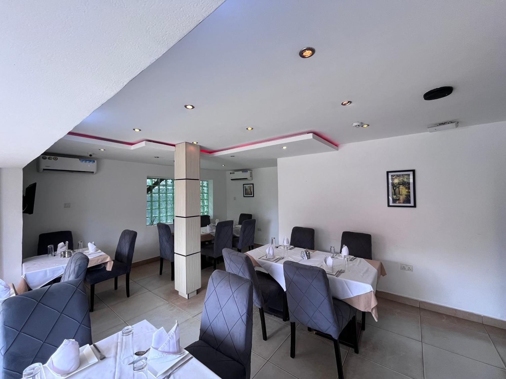 Blackwood Hotels Ikeja Ngoại thất bức ảnh