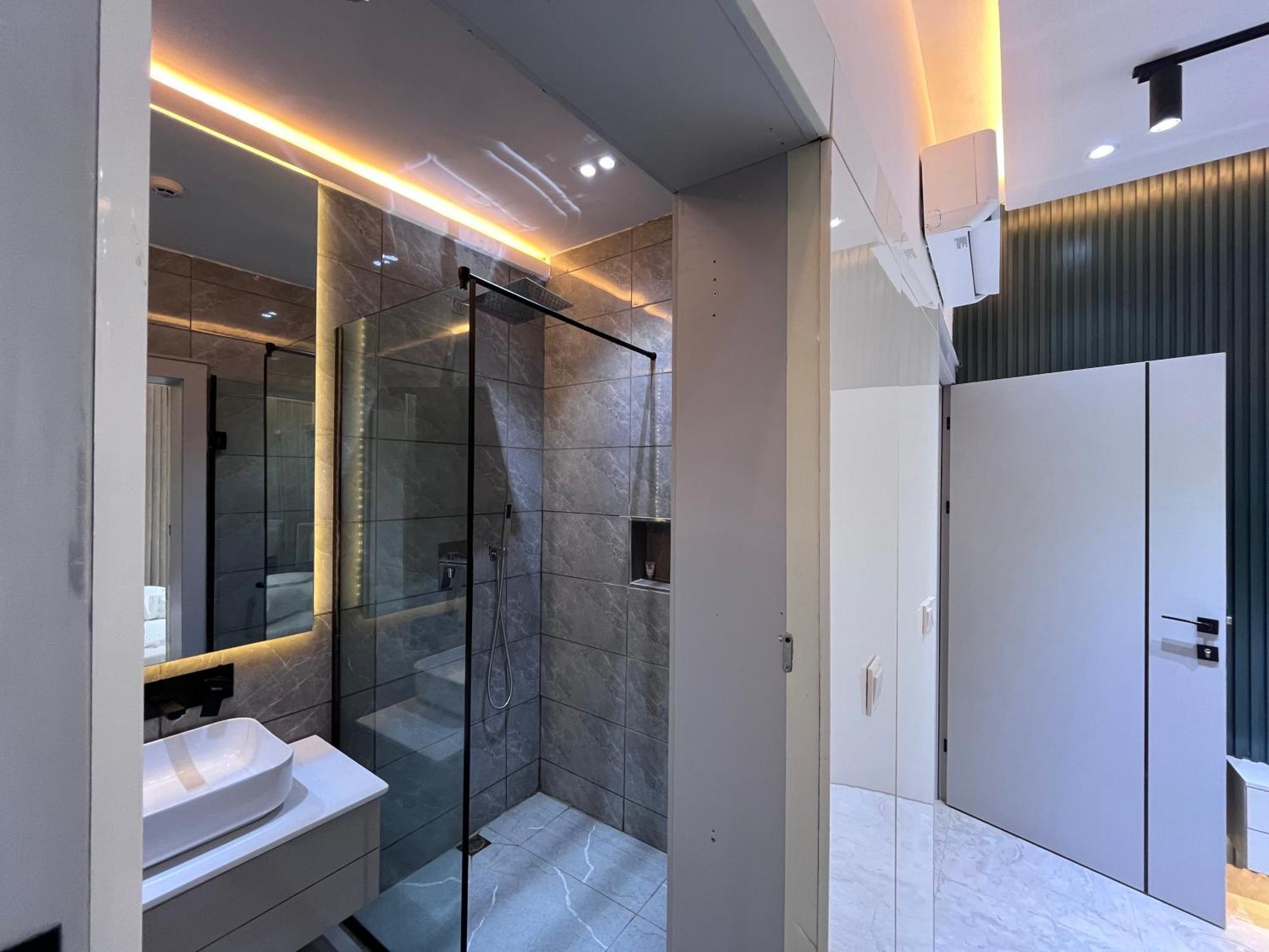 Blackwood Hotels Ikeja Ngoại thất bức ảnh