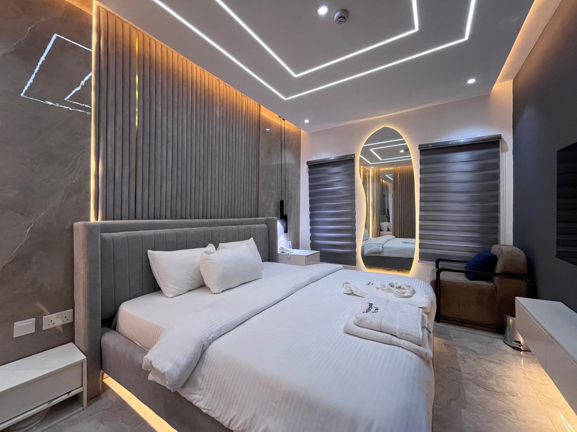 Blackwood Hotels Ikeja Ngoại thất bức ảnh