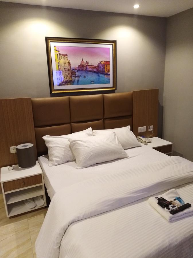 Blackwood Hotels Ikeja Ngoại thất bức ảnh